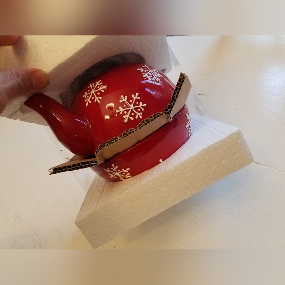 NIB 3 Pc Set Harry & David Snowdays Tea For One Lid Teapot Cup Red - Picture 6 of 10